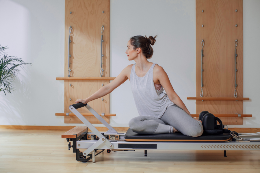 Pilates Reformer en studio chez Gotham Institut