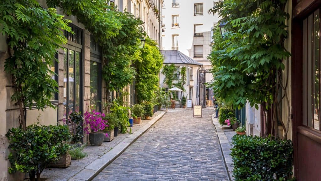 Quartier parisien, illustration de la formation Pilates Matwork 1